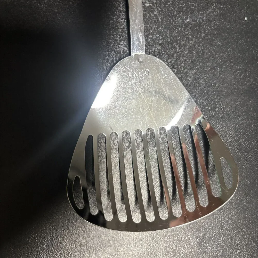 EKCO Skimmer Slotted Frying Turner